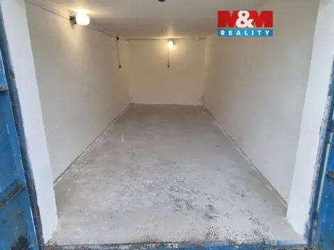 Pronájem garáže, Ostrava, V Zahradách, 19 m2