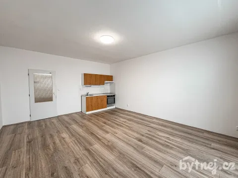 Pronájem bytu 1+kk, Blansko, Okružní, 35 m2