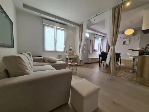 Prodej bytu 2+kk, Pula, Chorvatsko, 40 m2