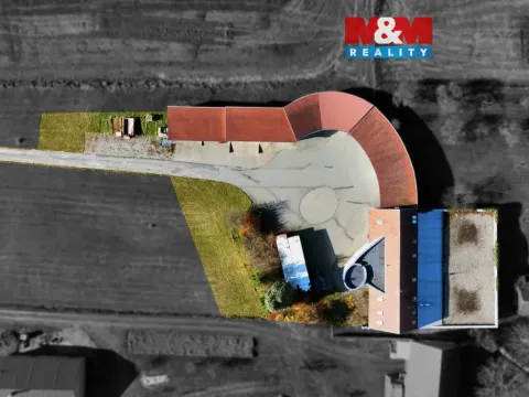 Prodej výrobních prostor, Žďár, 1089 m2