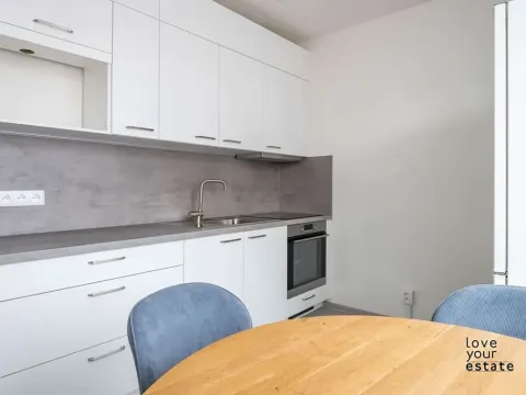 Pronájem bytu 2+1, Přerov, tř. 17. listopadu, 55 m2