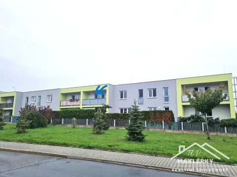 Pronájem bytu 3+kk, Pečky, V Kaštánkách, 92 m2