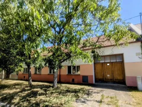 Prodej rodinného domu, Uherský Ostroh, 127 m2
