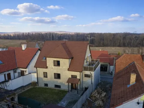 Prodej rodinného domu, Bulhary, 281 m2