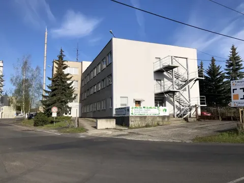 Pronájem ubytování, Dalovice, Botanická, 1400 m2