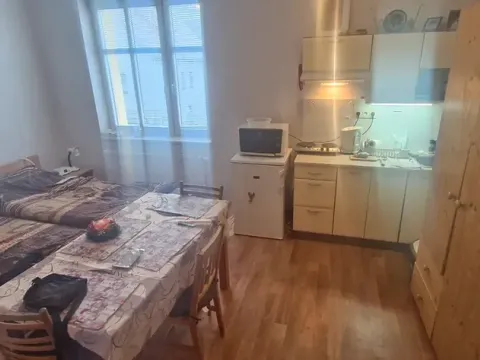 Pronájem bytu 1+kk, Luhačovice, Rumunská, 30 m2