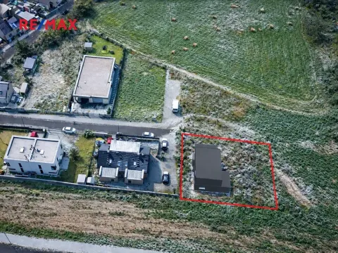 Prodej pozemku pro bydlení, Praha - Horní Počernice, U Zimoviště, 697 m2