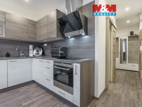 Prodej bytu 3+1, Kadaň, Golovinova, 64 m2