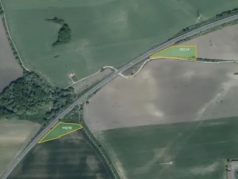 Prodej pole, Uhy, 39584 m2