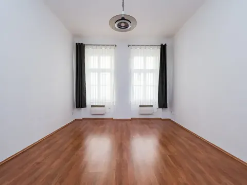 Pronájem bytu 1+kk, Praha - Žižkov, Vlkova, 25 m2