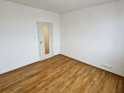 Pronájem bytu 3+1, Praha - Záběhlice, Jabloňová, 72 m2