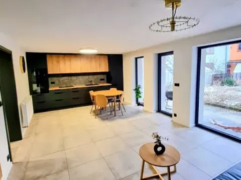 Pronájem bytu 2+kk, Jihlava, Okrajová, 55 m2