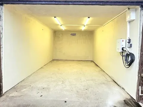 Pronájem garáže, Olomouc, Bartošova, 16 m2