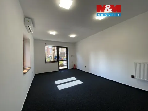 Pronájem obchodního prostoru, Český Těšín, Studentská, 40 m2