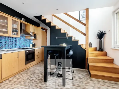 Prodej bytu 2+kk, Praha - Radlice, Na Farkáně III, 60 m2