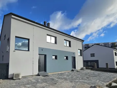 Pronájem rodinného domu, Kladno, Otmara Zinkeho, 106 m2