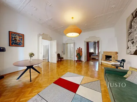 Prodej bytu 3+1, České Budějovice, Karla IV., 109 m2