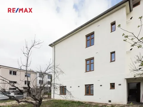 Prodej rodinného domu, Praha - Malešice, Bakalářská, 320 m2