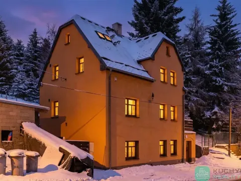 Prodej vily, Loučná pod Klínovcem, 207 m2