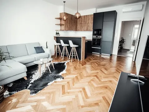 Pronájem bytu 3+kk, Zlín, Dlouhá, 74 m2
