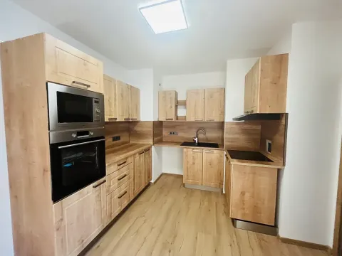 Pronájem bytu 3+kk, Praha - Smíchov, 110 m2