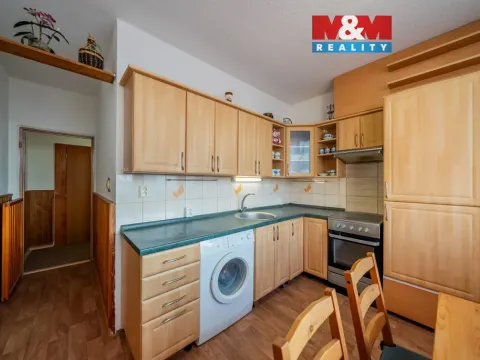 Prodej bytu 2+1, Uherčice, 62 m2