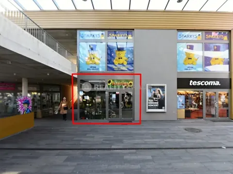 Pronájem obchodního prostoru, Strakonice, Bezděkovská, 58 m2