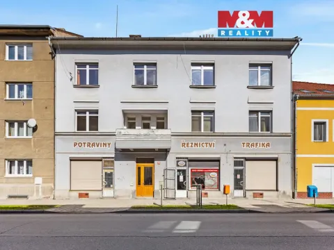 Prodej obchodního prostoru, Louny, Husova, 744 m2