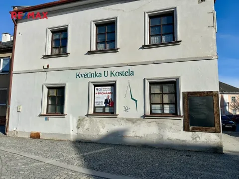 Pronájem obchodního prostoru, Mohelnice, Kostelní nám., 80 m2