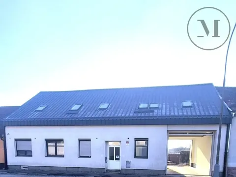 Pronájem bytu 1+1, České Budějovice, Novohradská, 33 m2