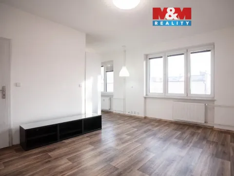 Pronájem bytu 2+1, Ostrava - Poruba, Panelová, 51 m2