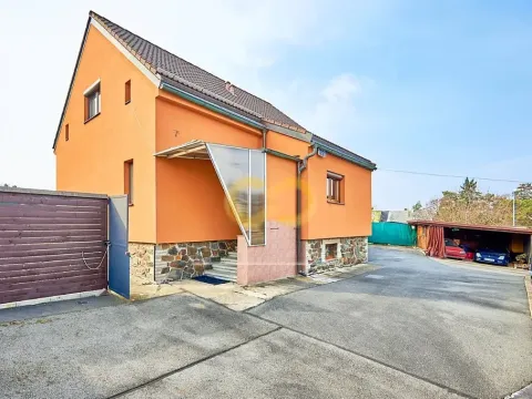 Prodej rodinného domu, Praha - Modřany, K Lahovičkám, 150 m2