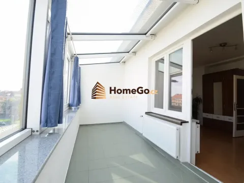 Pronájem bytu 2+kk, Praha - Nusle, Lounských, 50 m2