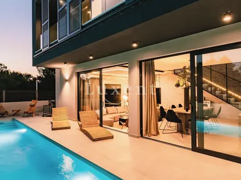 Prodej vily, Vodice, Chorvatsko, 200 m2