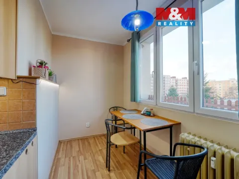 Pronájem bytu 3+1, Plzeň - Skvrňany, Macháčkova, 70 m2