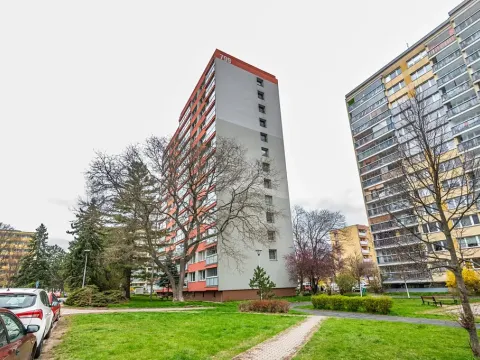 Prodej bytu 3+1, Kolín, Na Magistrále, 77 m2