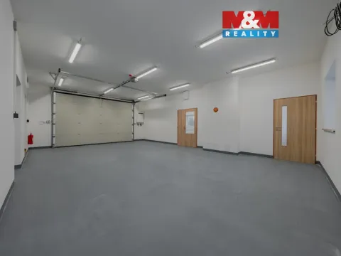 Pronájem skladu, Zubří, U Traktorky, 129 m2