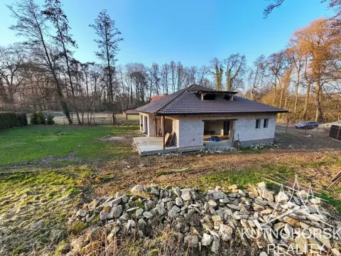 Prodej chalupy, Miskovice, 136 m2