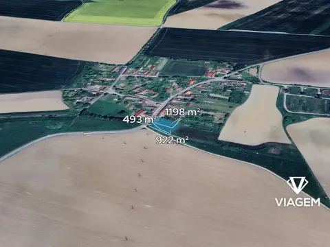 Prodej podílu zahrady, Starý Petřín, 1422 m2