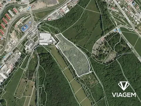 Prodej podílu komerčního pozemku, Luhačovice, 4168 m2