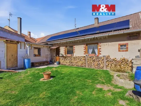 Prodej rodinného domu, Kněževes, Libušina, 100 m2