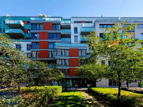 Pronájem bytu 2+kk, Praha - Karlín, Rohanské nábřeží, 62 m2