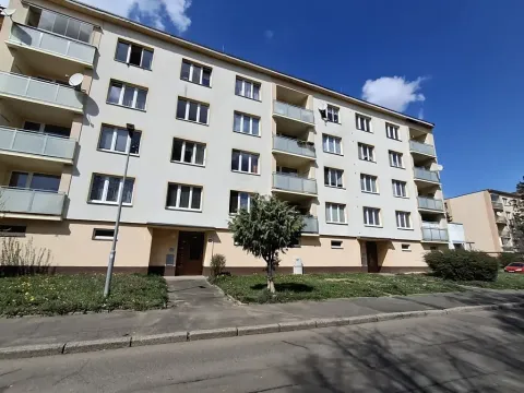 Prodej bytu 3+1, Cheb, Do Zátiší, 59 m2