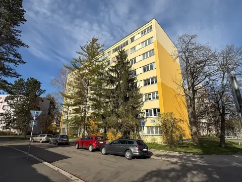 Prodej bytu 3+1, Pardubice, Varšavská, 62 m2