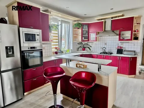 Prodej bytu 3+1, Sokolov, Makarenkova, 160 m2