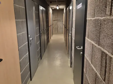 Prodej - jiné, Praha, Novovysočanská, 2 m2