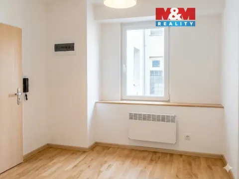 Pronájem bytu 1+kk, Brušperk, Dr. Martínka, 22 m2