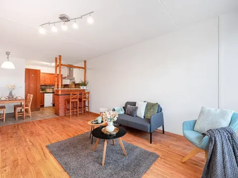 Pronájem bytu 3+kk, Praha - Řepy, Bazovského, 69 m2