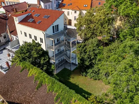 Prodej bytu 3+kk, České Budějovice, Lannova tř., 76 m2