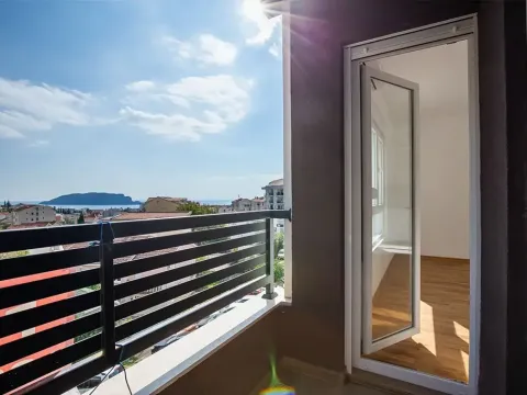 Prodej bytu 2+kk, Budva, Černá Hora, 44 m2